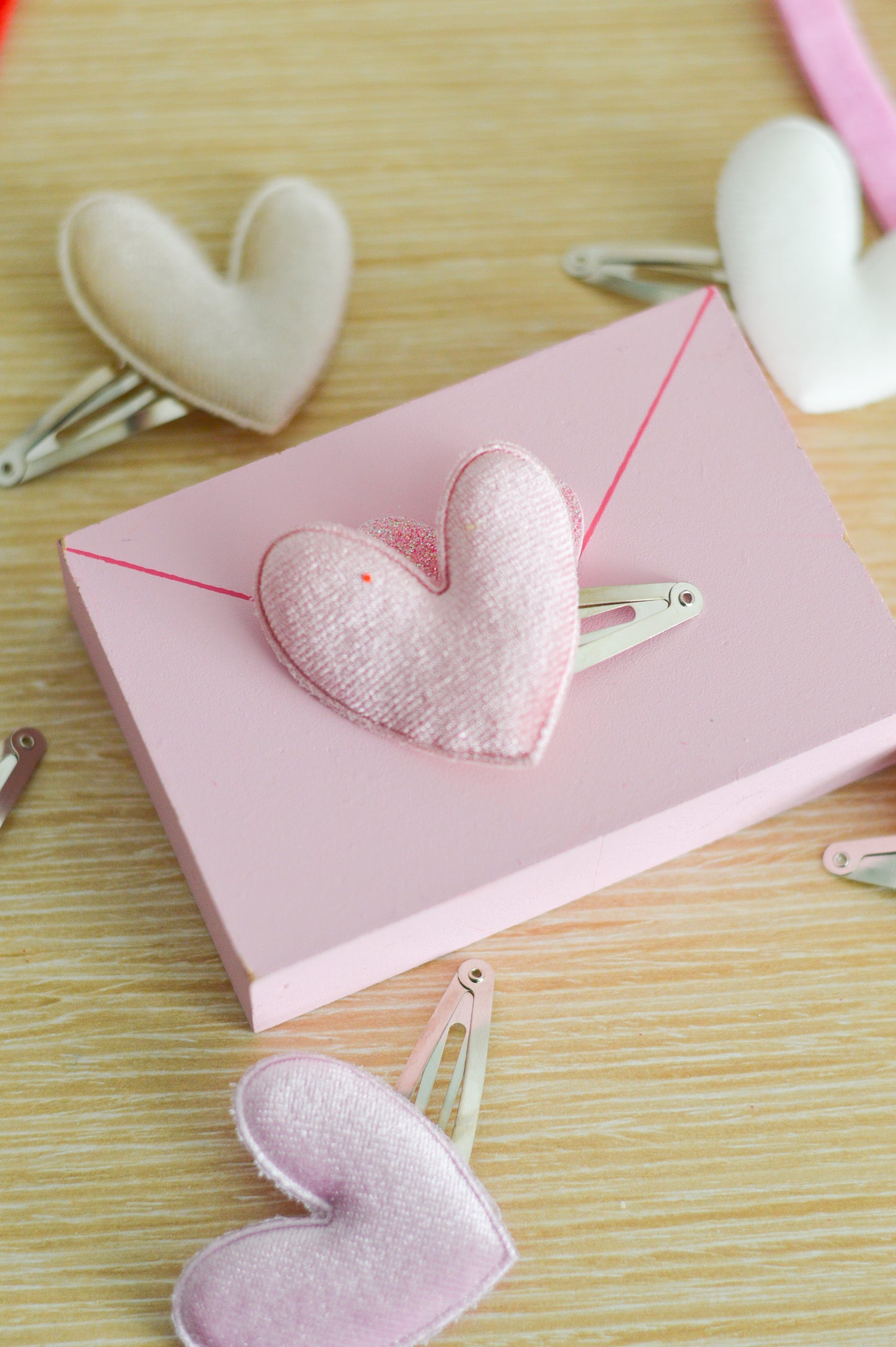 Sweet Love Hearts Clip