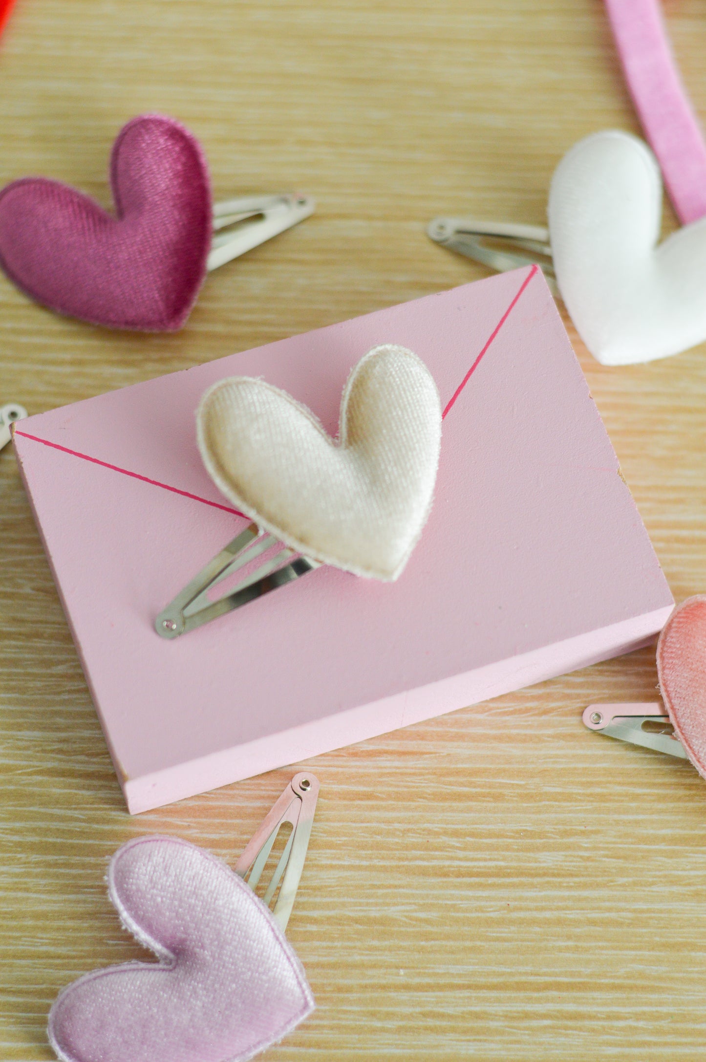 Sweet Love Hearts Clip